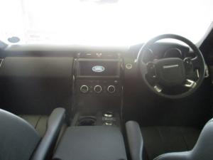 Land Rover Discovery 3.0 TD6 SE - Image 4