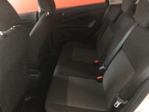 Ford Fiesta 5-door 1.5TDCi Ambiente - Image 13