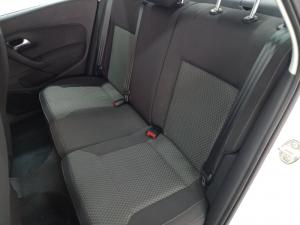 Volkswagen Polo sedan 1.6 Comfortline - Image 6