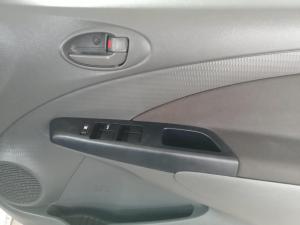 Toyota Etios hatch 1.5 Xs - Image 6