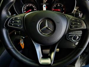 Mercedes-Benz V-Class V220CDI Avantgarde - Image 13