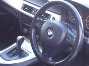 BMW 320i automatic - Image 5