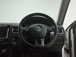Volkswagen Touareg 3.0 V6 TDI TIP BLU180kw - Image 8