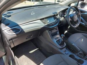 Opel Astra hatch 1.0T Essentia - Image 8