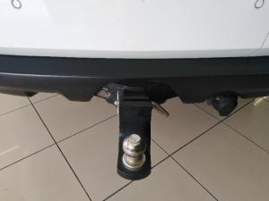 Ford Everest 2.2TDCi XLS auto - Image 13
