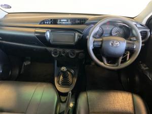 Toyota Hilux 2.0 S (aircon) - Image 7