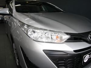 Toyota Yaris 1.5 Xi - Image 12