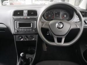 Volkswagen Polo sedan 1.4 Trendline - Image 10