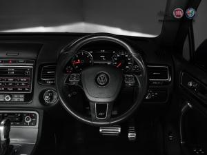 Volkswagen Touareg GP 3.0 V6 TDI Luxury TIP - Image 14
