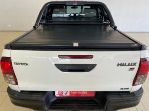 Toyota Hilux 2.8 GD-6 GR-S 4X4 automaticD/C - Image 16