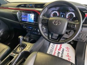 Toyota Hilux 2.8 GD-6 GR-S 4X4 automaticD/C - Image 6
