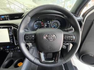 Toyota Hilux 2.8GD-6 double cab 4x4 Legend RS auto - Image 10