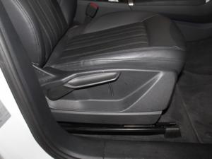 Audi Q5 2.0 TDI Quattro Stronic - Image 17