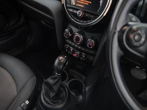 MINI Cooper automatic - Image 5