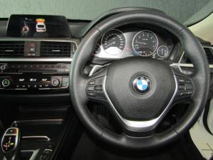 BMW 320i automatic - Image 8