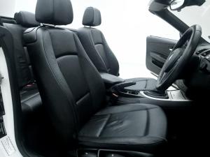 BMW 120i Convertible automatic - Image 12