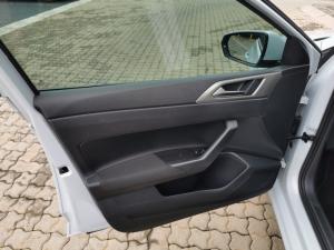 Volkswagen Polo hatch 1.0TSI Comfortline - Image 15