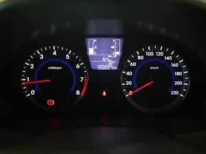 Hyundai Accent 1.6 Fluid 5-Door - Image 5