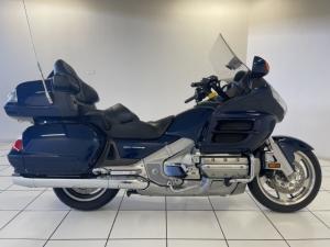 Honda GL 1800 Gold Wing Deluxe - Image 1