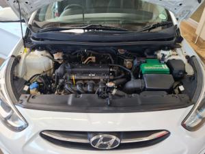 Hyundai Accent 1.6 GLS - Image 15