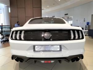 Ford Mustang 5.0 GT fastback - Image 9