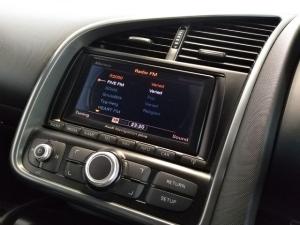 Audi R8 5.2 V10 quattro auto - Image 6
