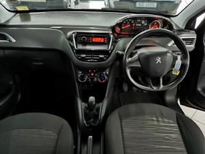 Peugeot 208 5-door 1.2 Access - Image 6
