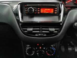 Peugeot 208 5-door 1.2 Access - Image 9