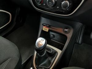 Renault Captur 66kW turbo Blaze - Image 23