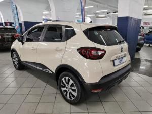 Renault Captur 66kW turbo Blaze - Image 4