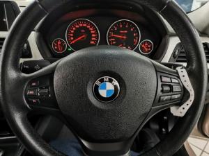 BMW 3 Series 320i auto - Image 11