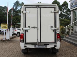 Toyota Hilux 2.4GD S (aircon) - Image 6