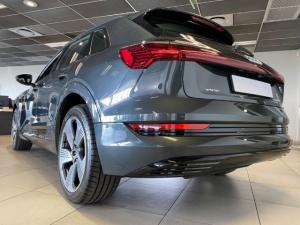 Audi e-tron 55 quattro Advanced - Image 6