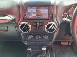 Jeep Wrangler Unlimited 2.8CRD Sahara - Image 11