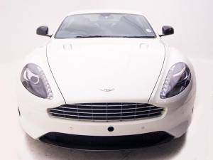 Aston Martin DB9 automatic - Image 3