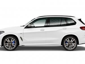 BMW X5 M50i - Image 2