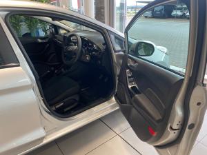 Ford Fiesta 1.0T Trend - Image 7