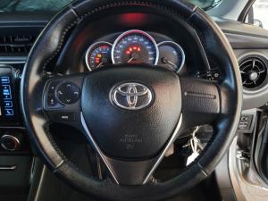 Toyota Corolla 1.3 Prestige - Image 12