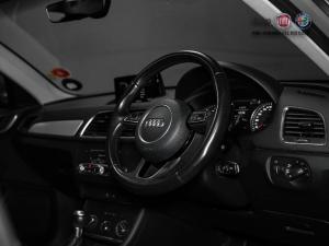 Audi Q3 2.0 TDI Stronic - Image 11