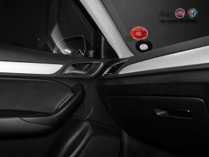 Audi Q3 2.0 TDI Stronic - Image 16