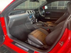 Ford Mustang 5.0 GT fastback - Image 14