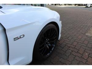 Ford Mustang 5.0 GT fastback - Image 7