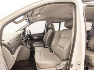 Hyundai H1 2.5 Crdi Elite automatic - Image 8