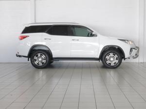 Toyota Fortuner 2.4GD-6 auto - Image 6