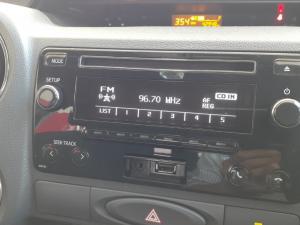 Toyota Etios hatch 1.5 Xs - Image 12