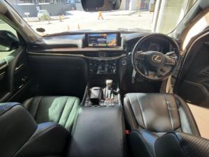 Lexus LX 450d - Image 5