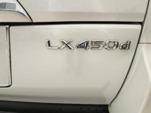 Lexus LX 450d - Image 8