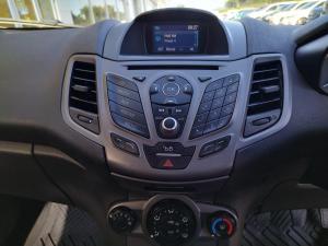 Ford Fiesta 5-door 1.4 Ambiente - Image 10