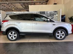 Ford Kuga 1.5T Ambiente auto - Image 4