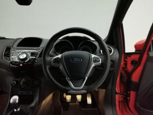 Ford Fiesta ST 1.6 Ecoboost Gdti - Image 6